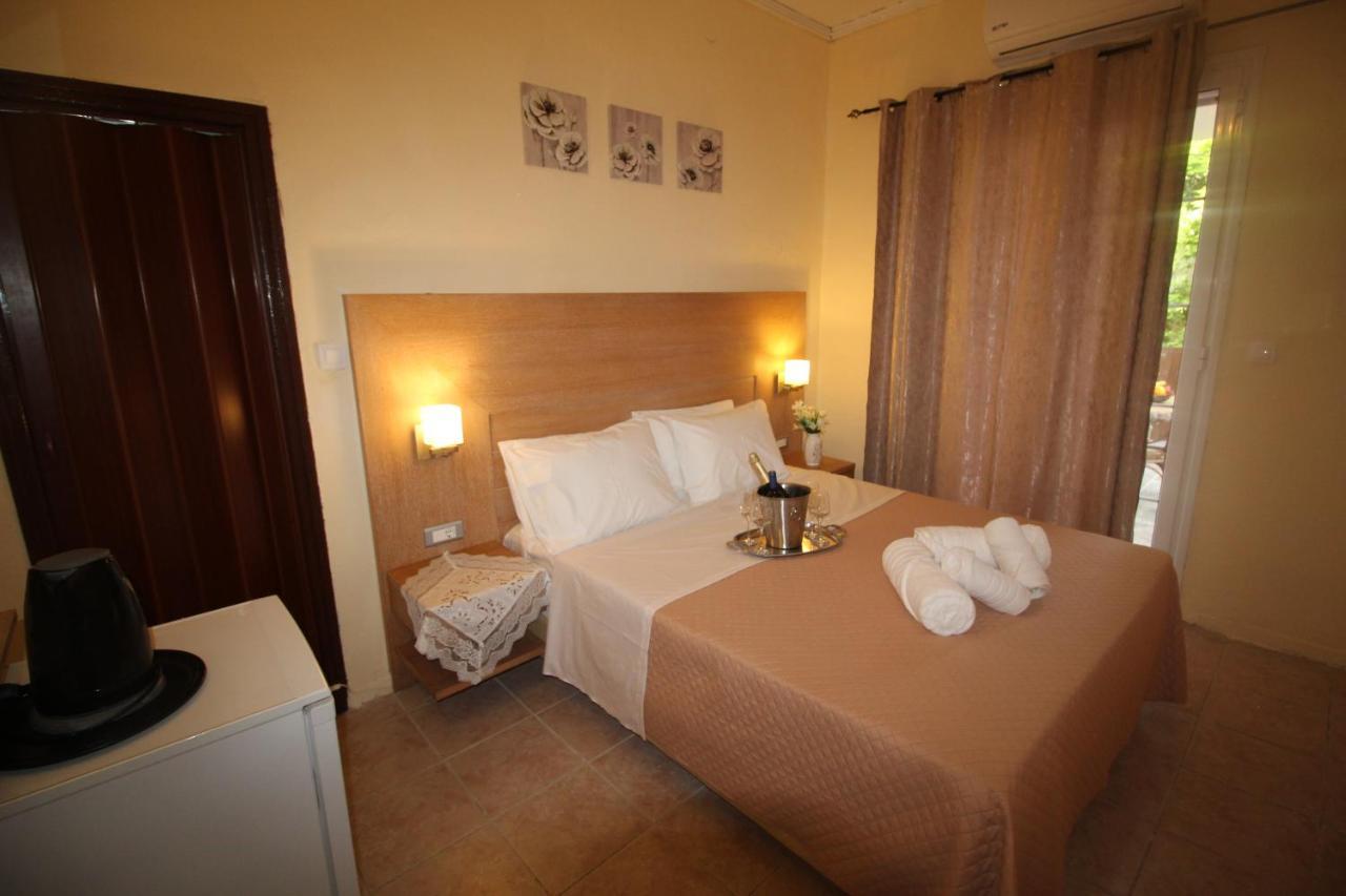 Bed and Breakfast Batis Breeze Perama  Zewnętrze zdjęcie
